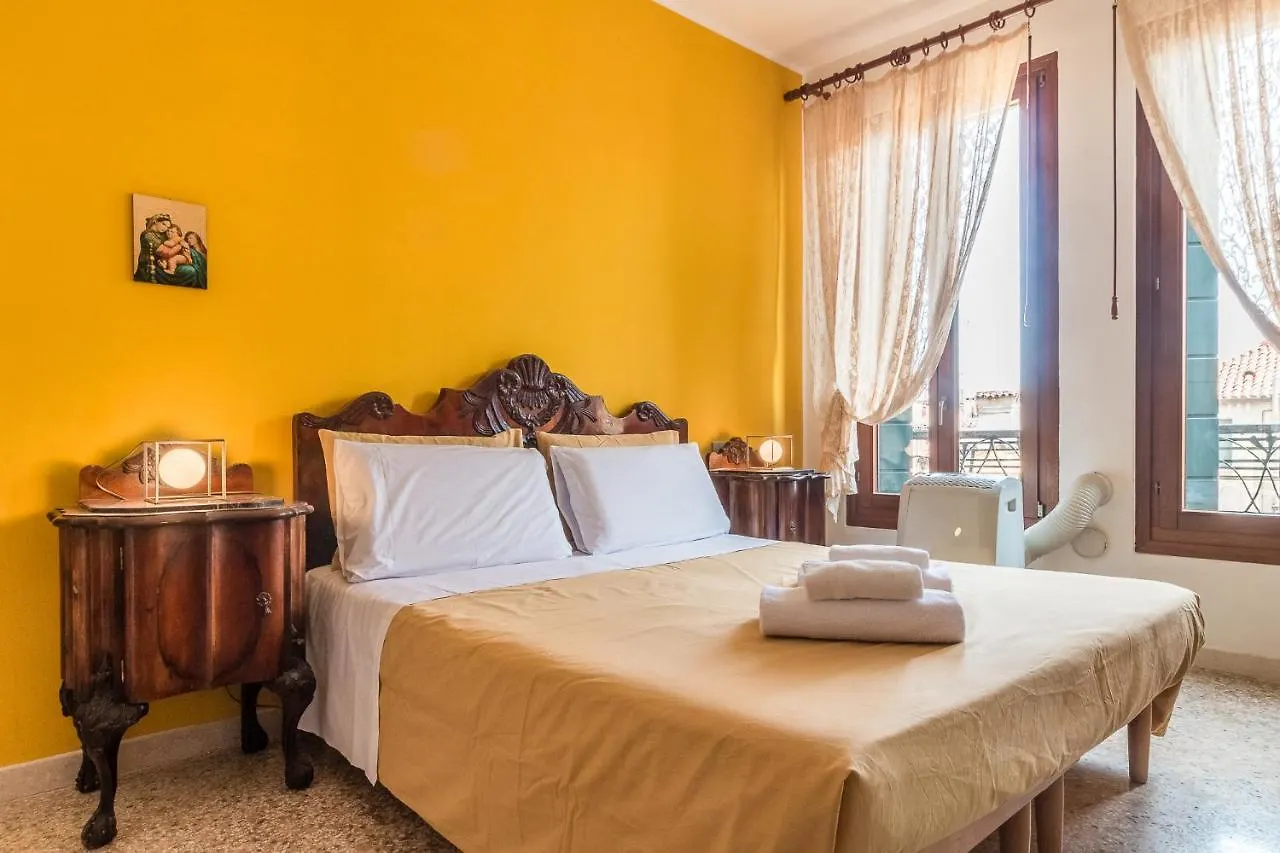 Colombina House Close To The Train Station Venice