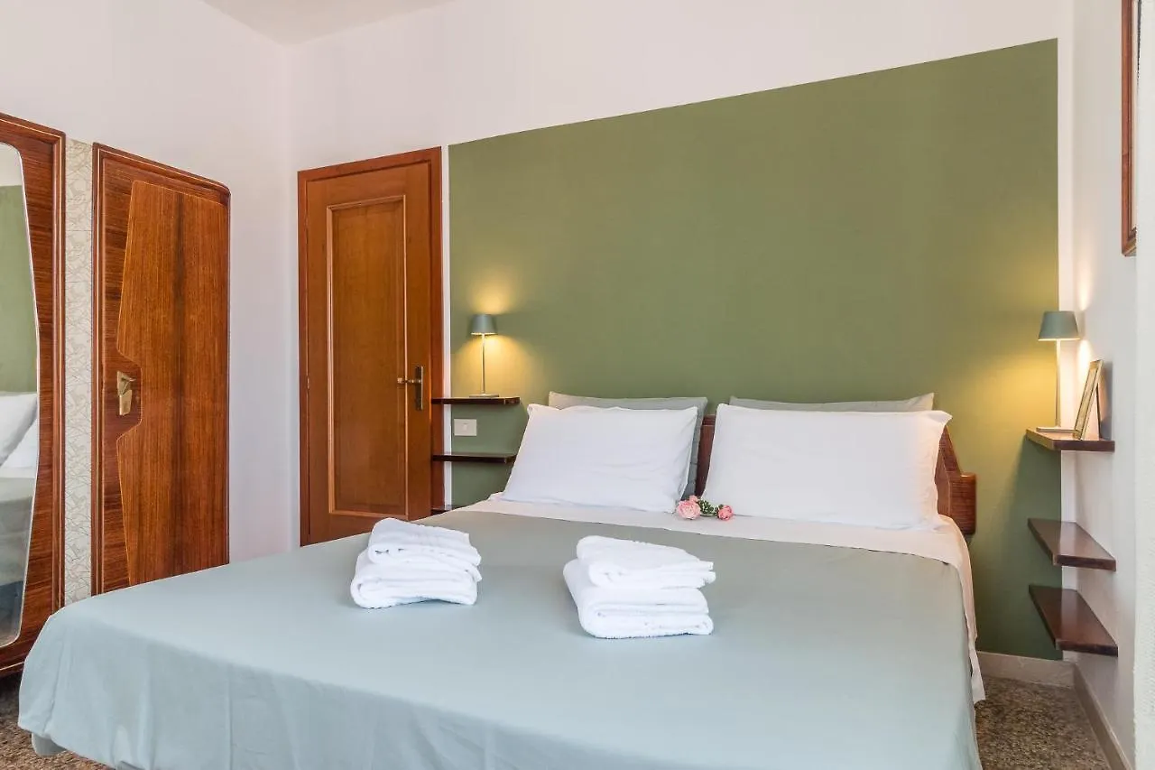 Colombina House Close To The Train Station Venice 0*,