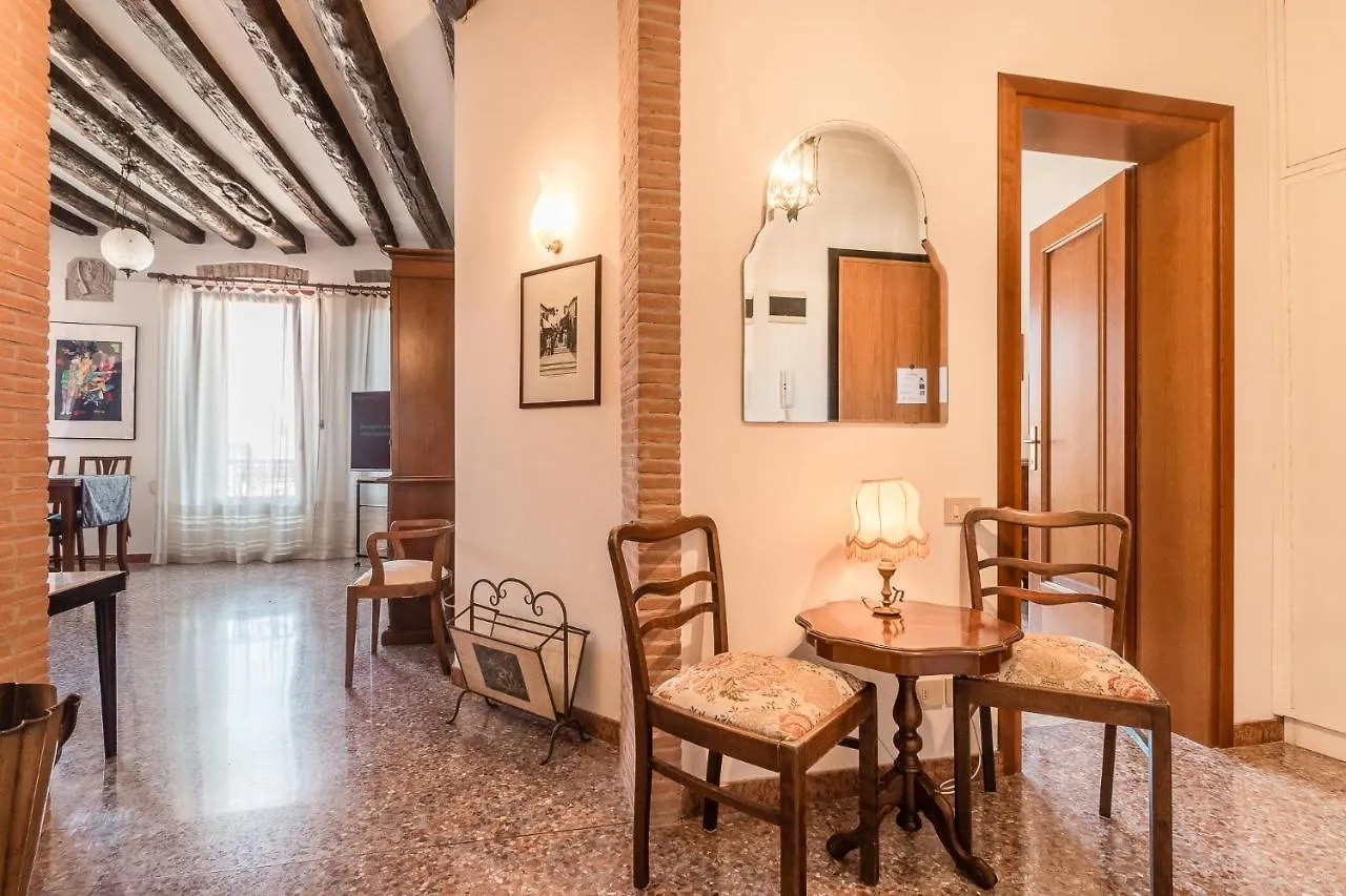 Colombina House Close To The Train Station Venice Apartment