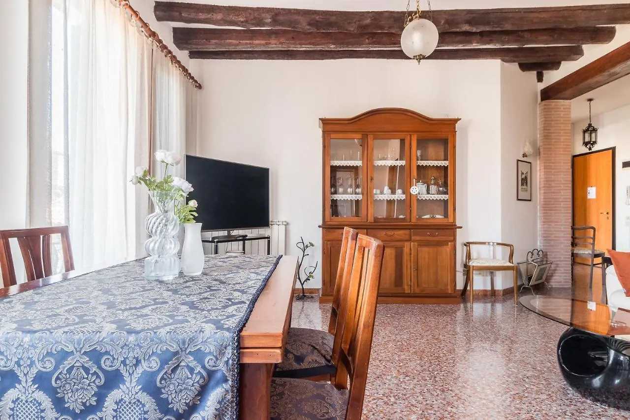 Colombina House Close To The Train Station Venice